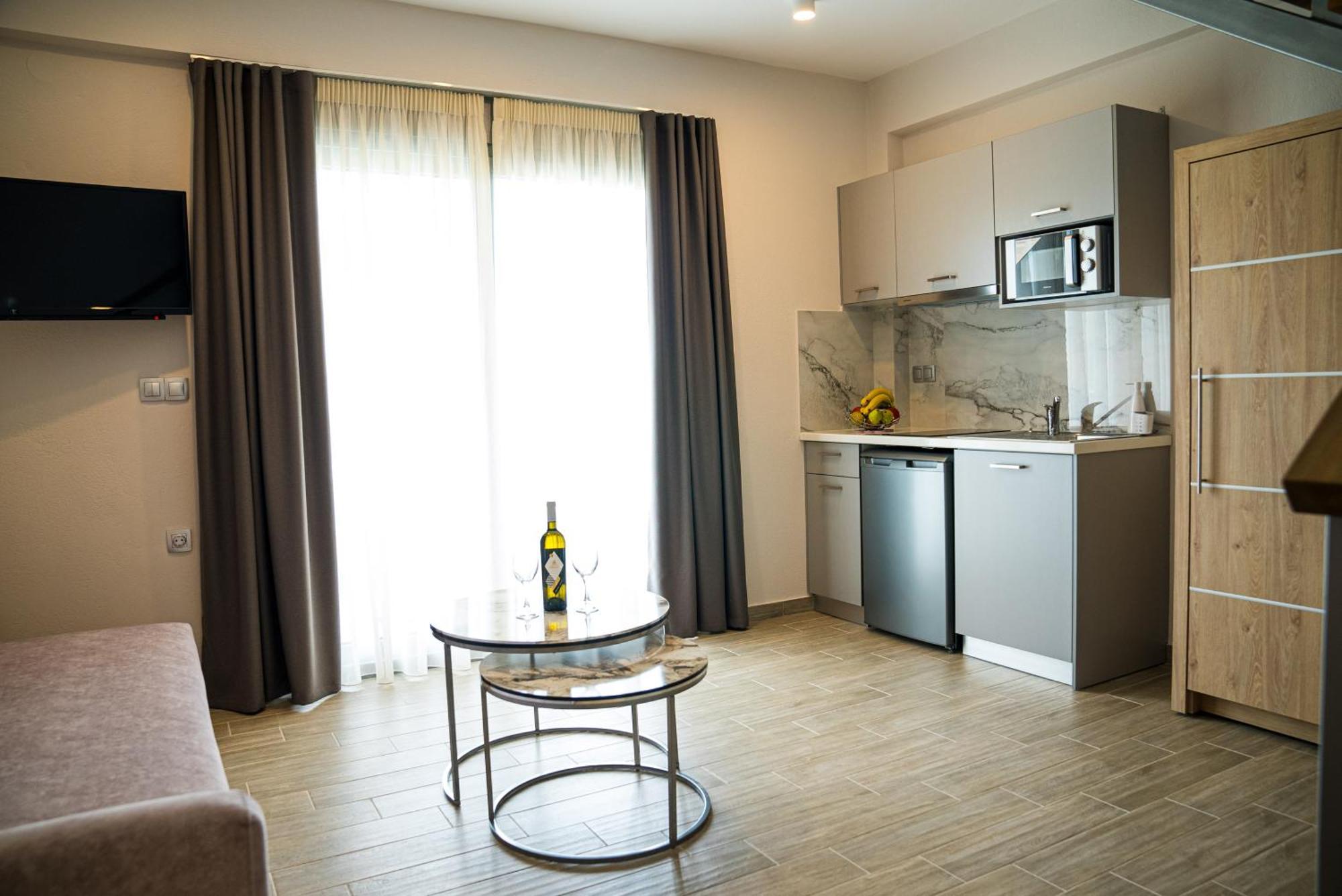 La Cruz Luxury Apartments Stavros  Exterior photo